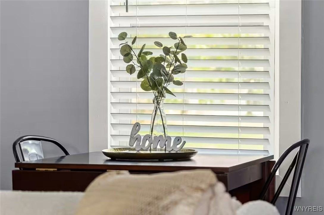 528 Ward Rd - Photo 6 of 31