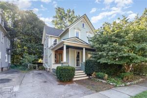 featured image of 56 Vassar St