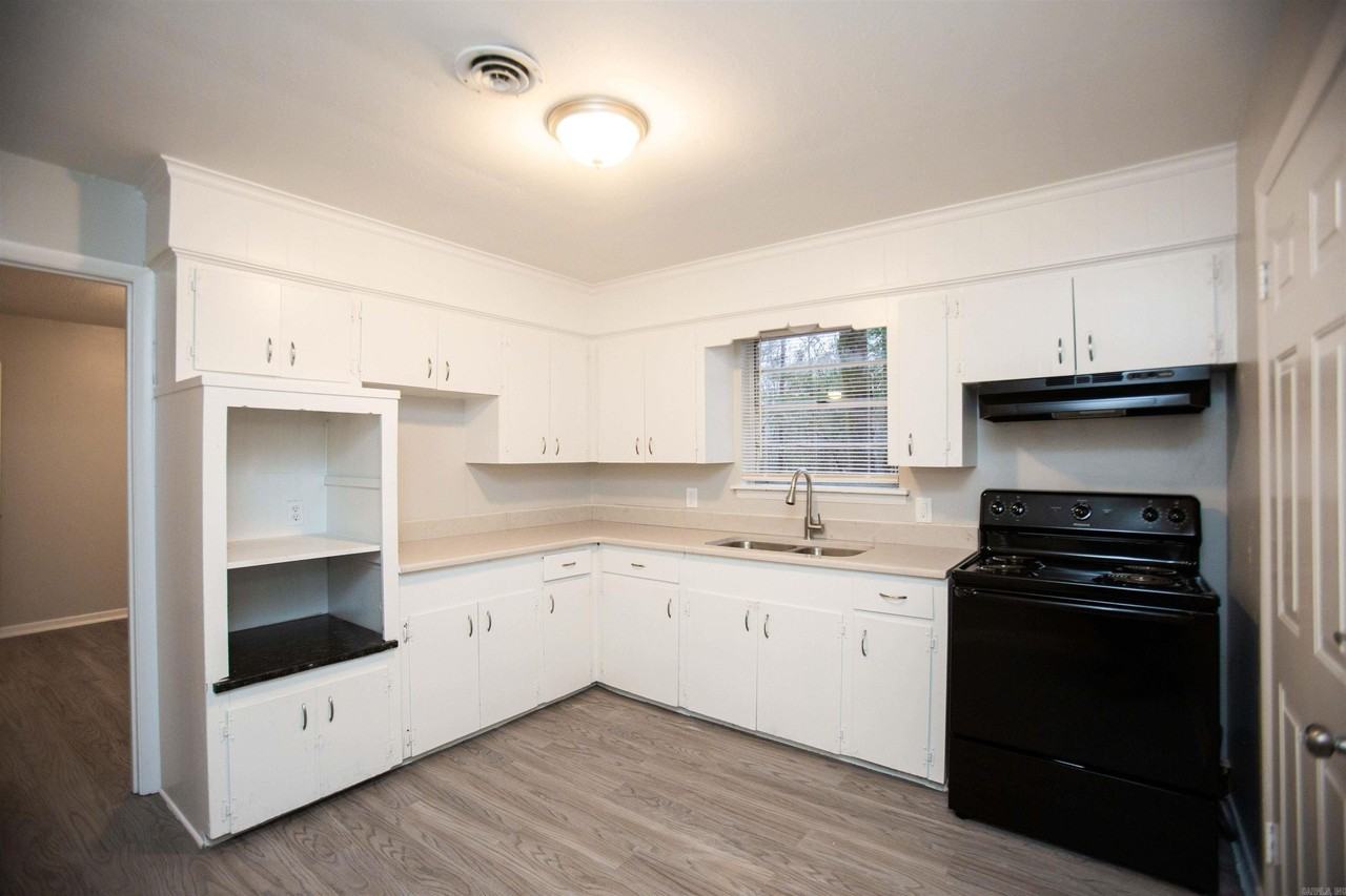 18 Michaels St - Photo 6 of 15