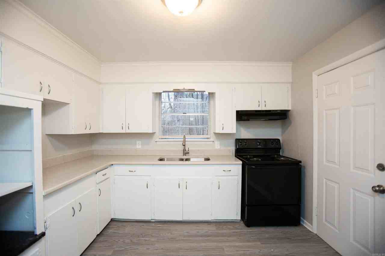 18 Michaels St - Photo 7 of 15