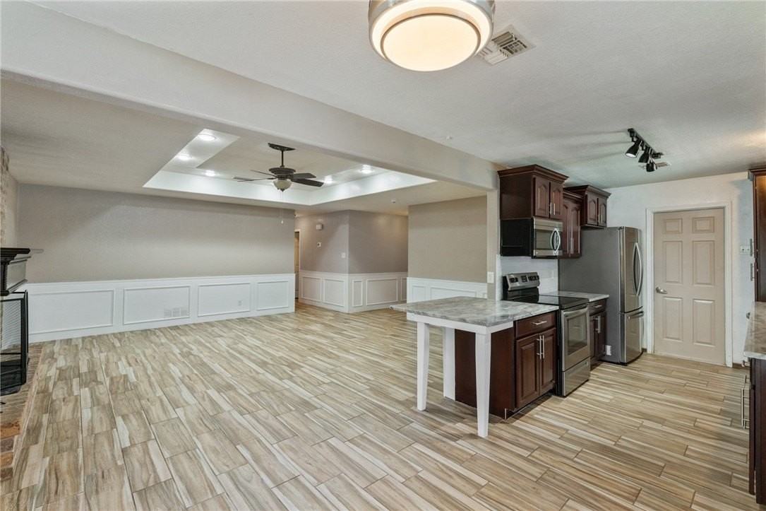 11109 Mulholland Dr - Photo 5 of 14