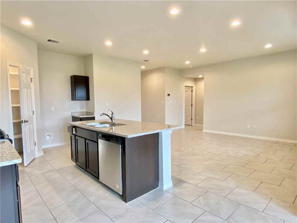 3937 Jayden Drive - Photo 3 of 17