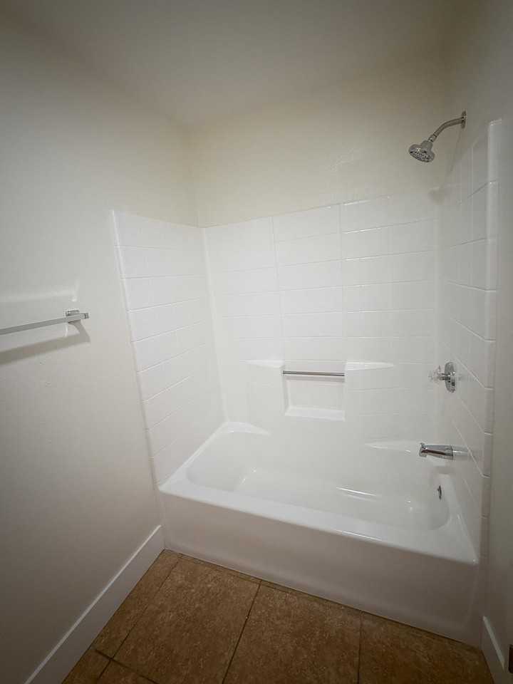 79251 Avenue 42 Apt 3 #3 - Photo 6 of 14