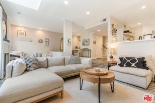 520 S Barrington Ave #117 - Photo 1 of 1