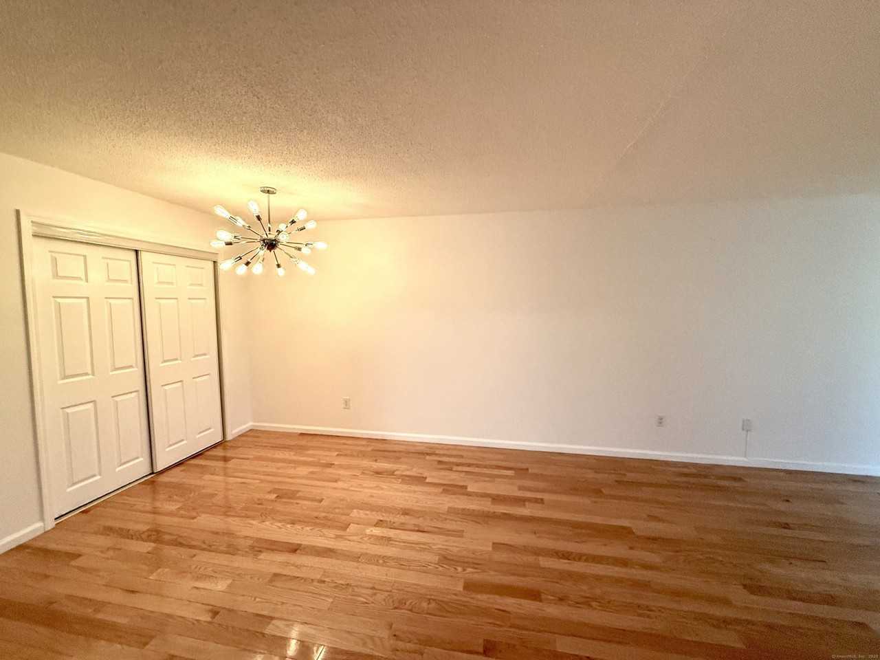 495 Vincellette St #18 - Photo 7 of 22