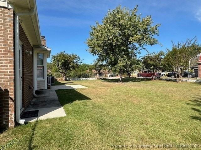 6036 Lakeway Dr - Photo 3 of 25