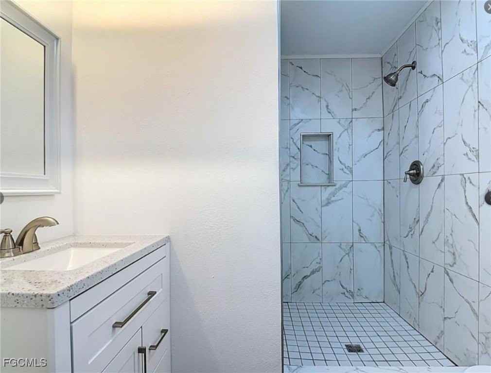 94 E North Shore Ave - Photo 6 of 15