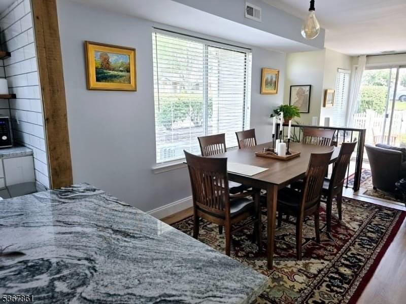 1 Ashley Ct - Photo 5 of 20