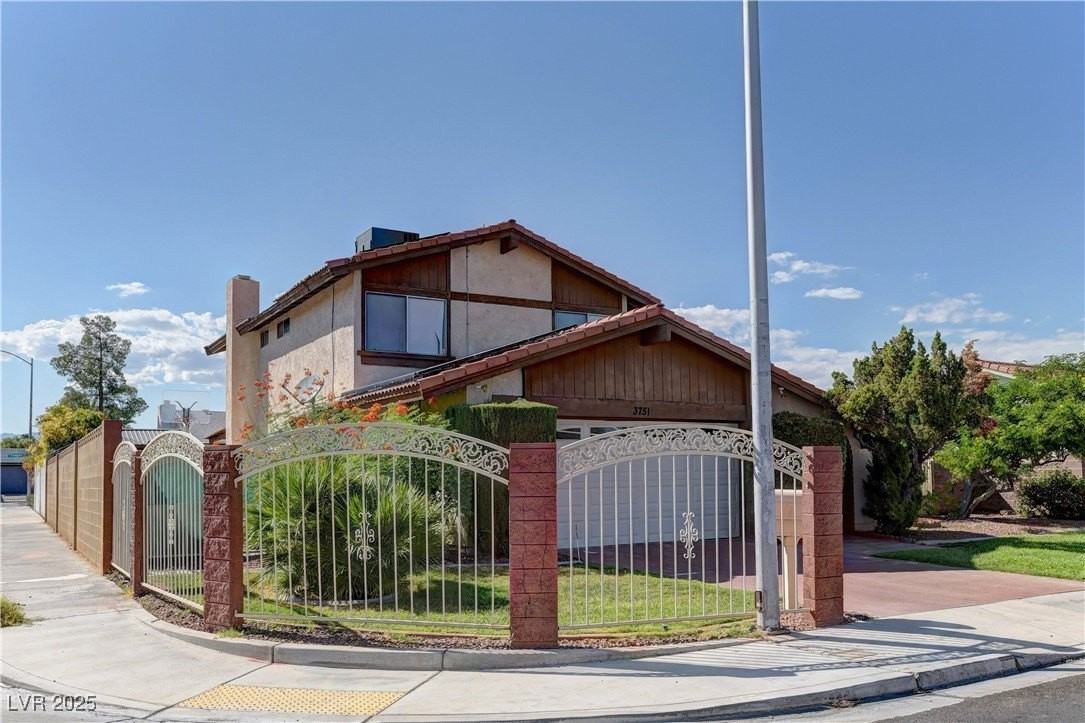 3751 El Camino Road - Photo 3 of 27