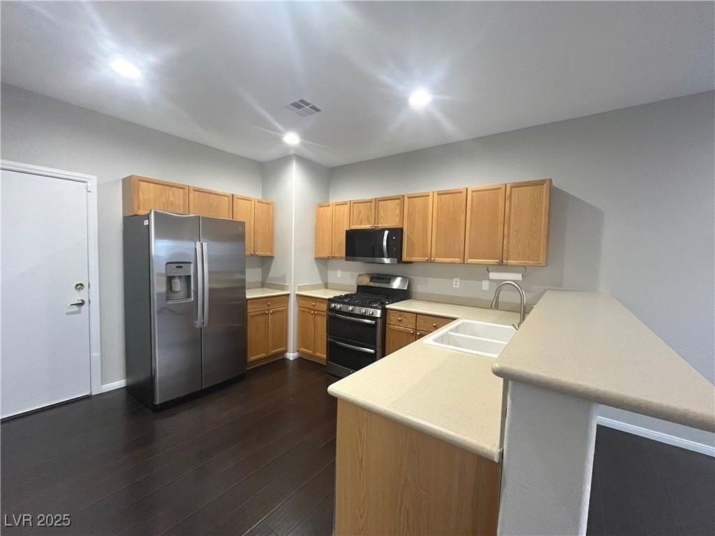 231 Spectacular St - Photo 6 of 50