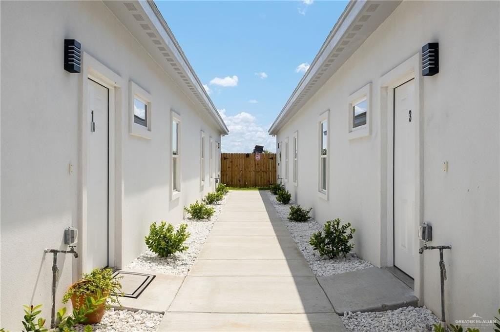 Notre Dame Ave #2 - Photo 2 of 17