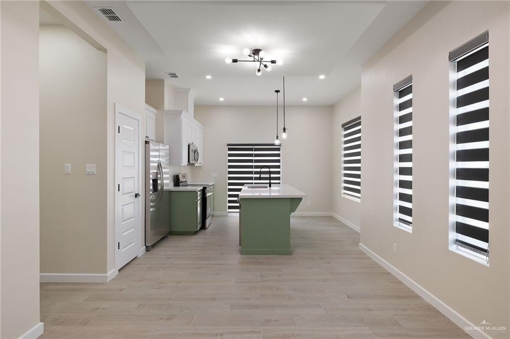 Notre Dame Ave #2 - Photo 6 of 17