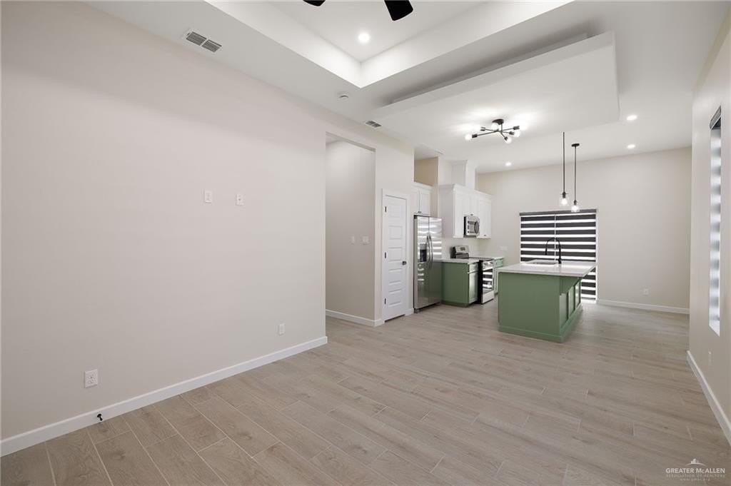 Notre Dame Ave #3 - Photo 4 of 17