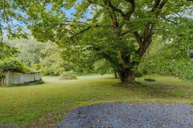 68-A Trenton Ave - Photo 4 of 24