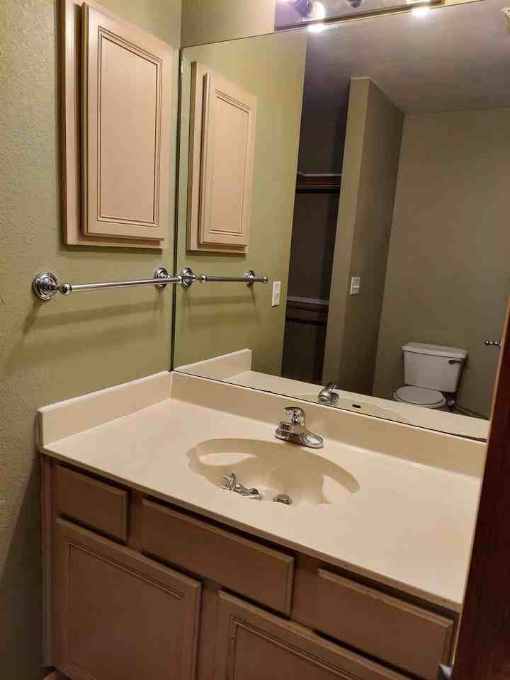 304 Avenue Q - Photo 7 of 11