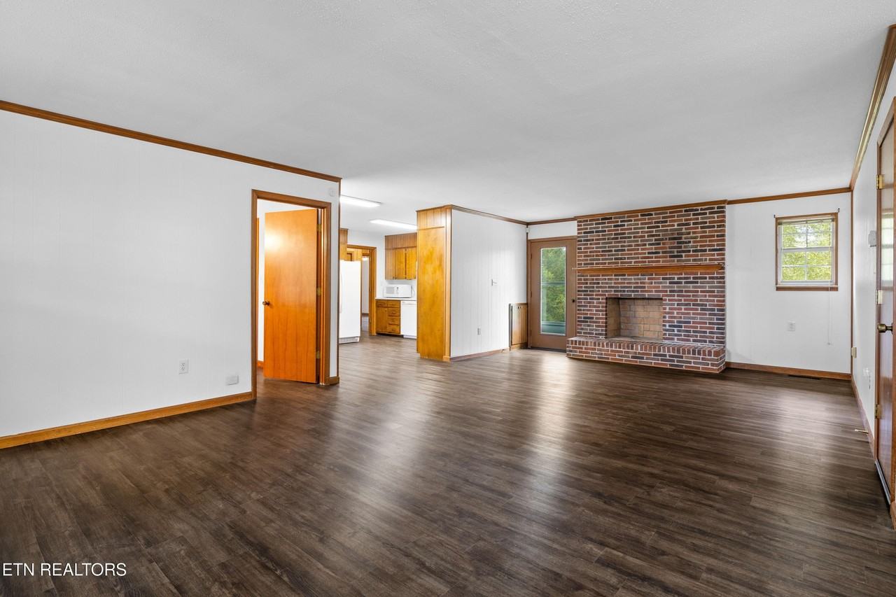 804 Chilhowee View Rd - Photo 4 of 38