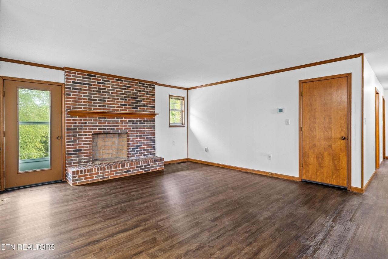 804 Chilhowee View Rd - Photo 7 of 38