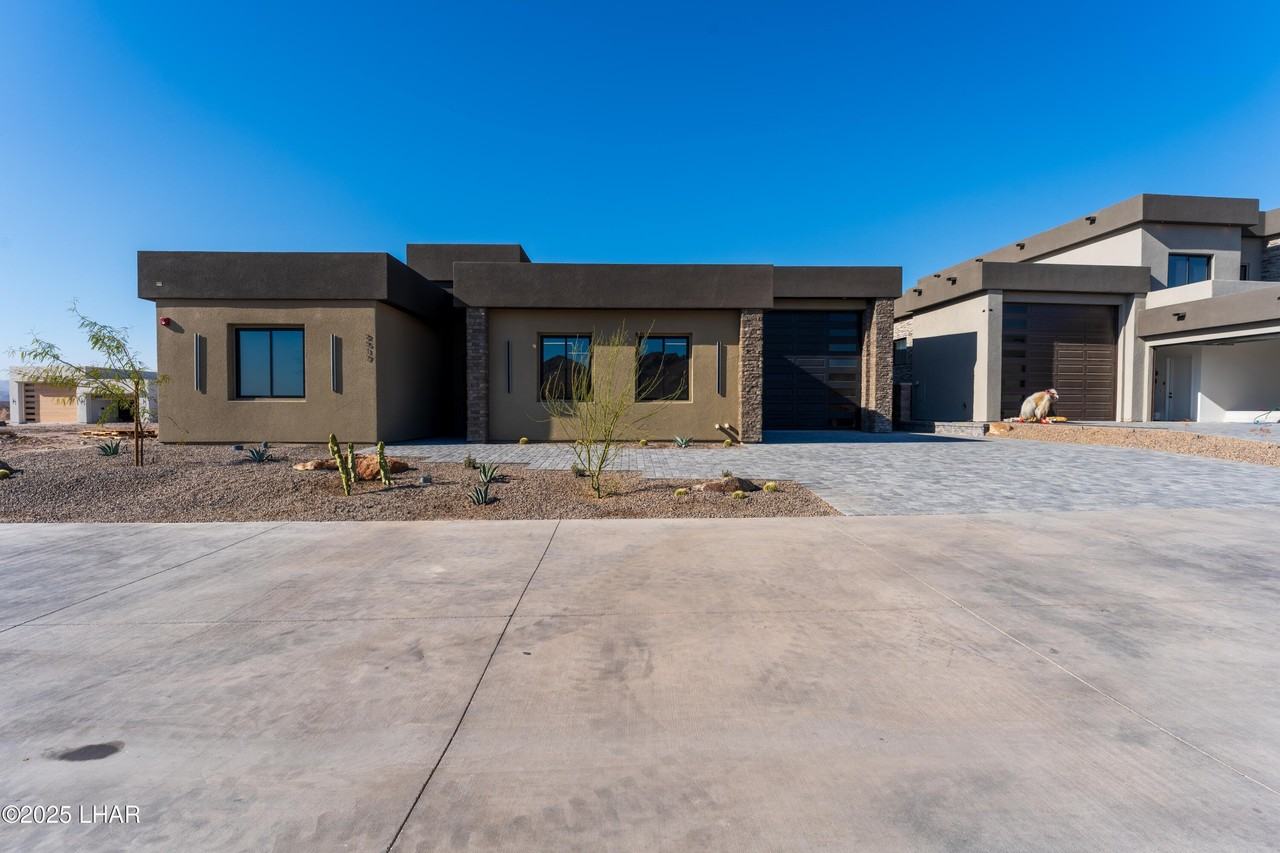 2517 Flat Irons Ln - Photo 2 of 50