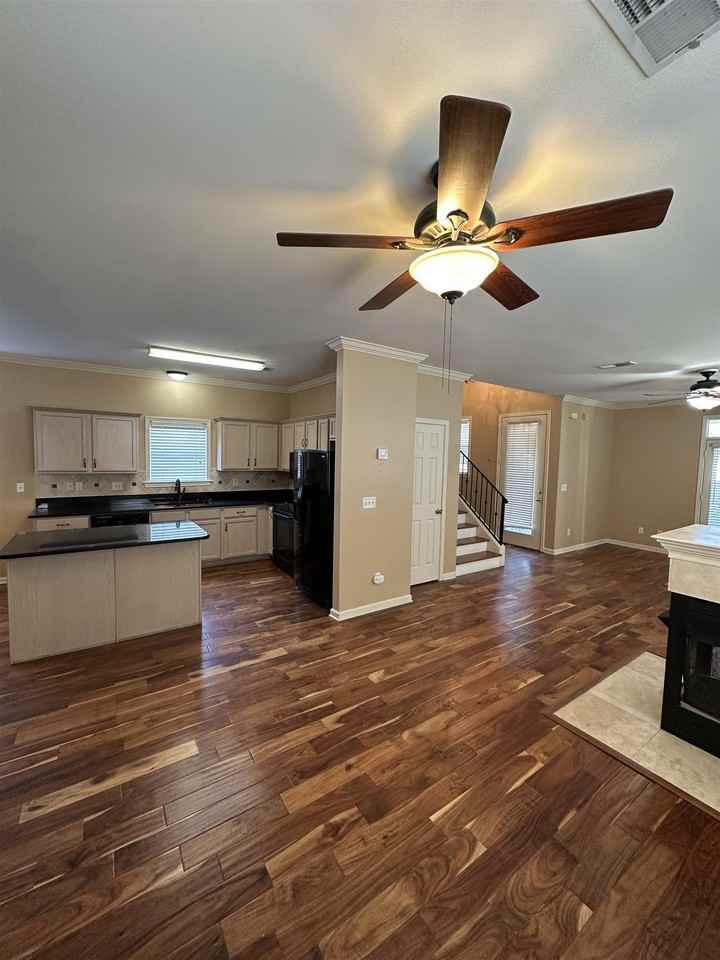 1139 Misty Isle Dr - Photo 6 of 17