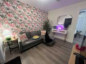 3102 Sw 10th St #3104A - Photo 1 of 1