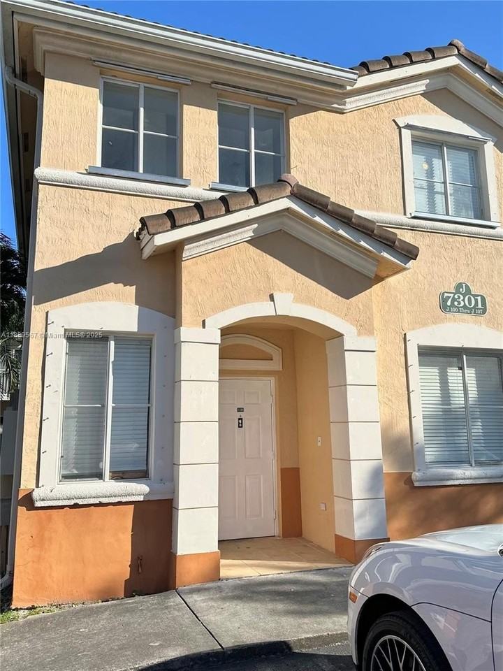 7301 Nw 174th Ter #100 - Photo 2 of 23