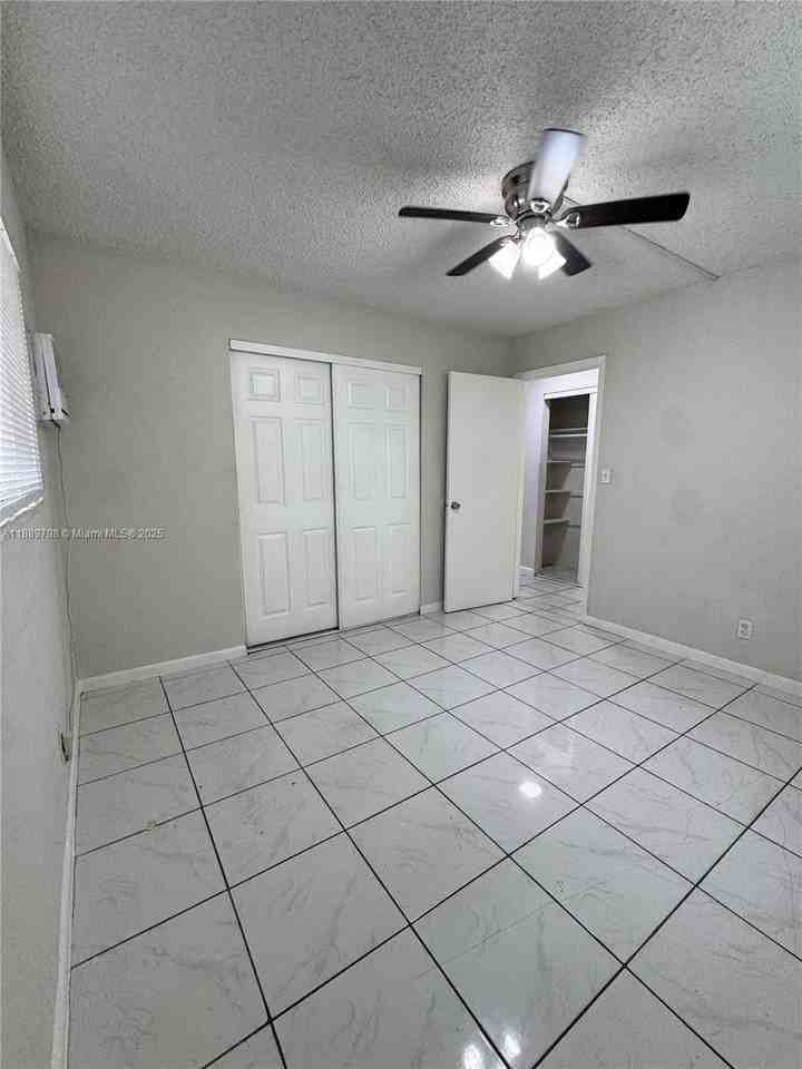 2150 Madison St #20 - Photo 7 of 9