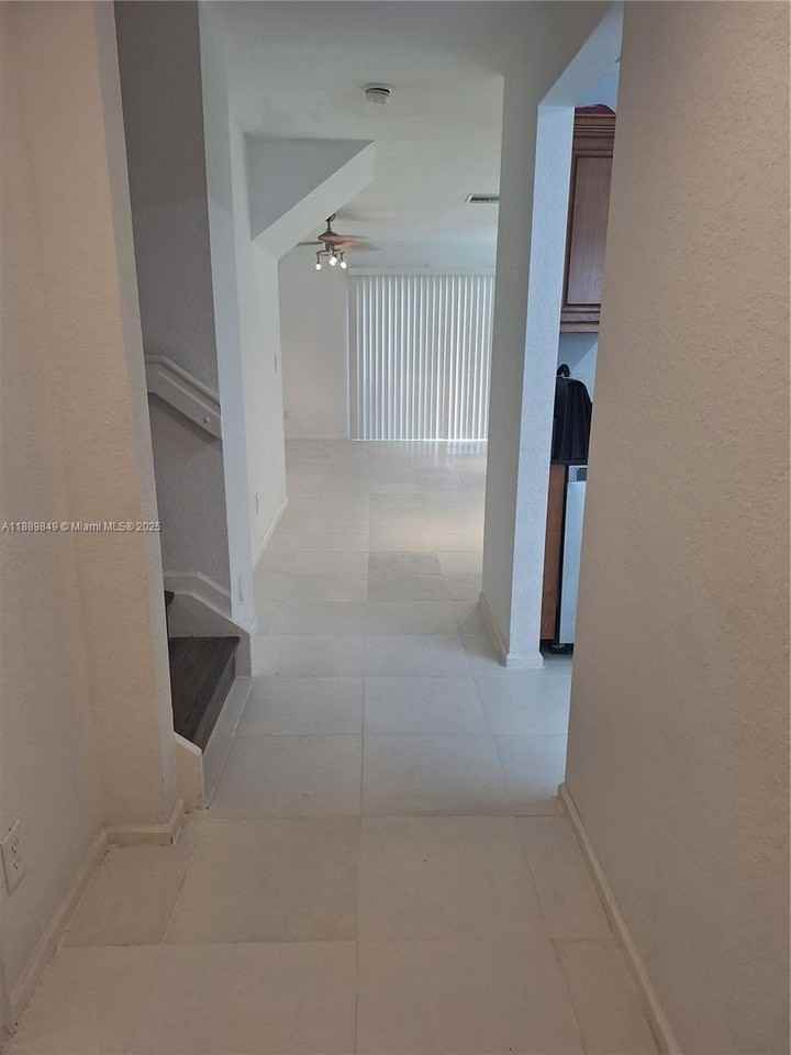 6621 Winfield Blvd #1 - Photo 4 of 32