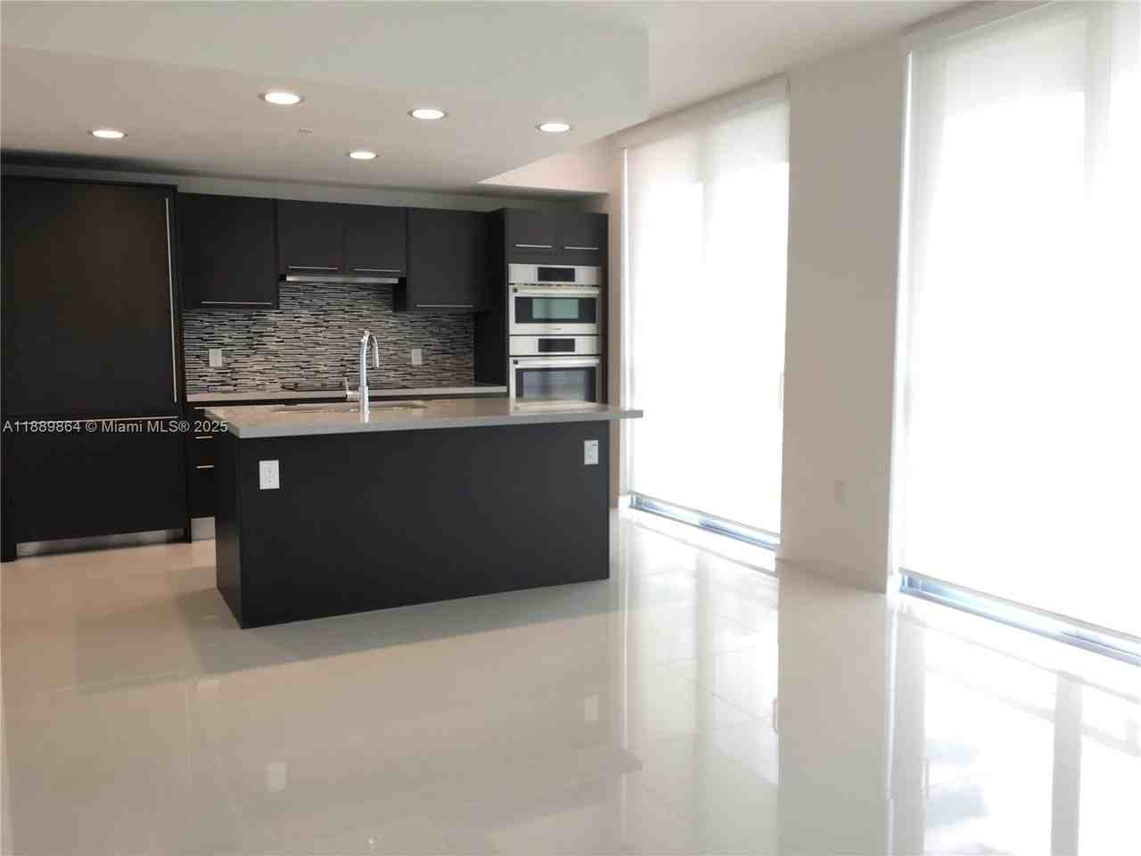 7875 Northwest 107th Avenue #618