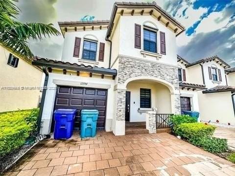 12744 Sw 230th St #12744 - Photo 2 of 25