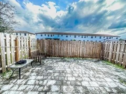 12744 Sw 230th St #12744 - Photo 5 of 25