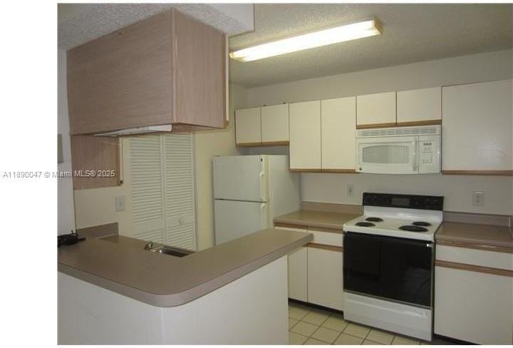 4005 W Mcnab Rd #C203 - Photo 2 of 7