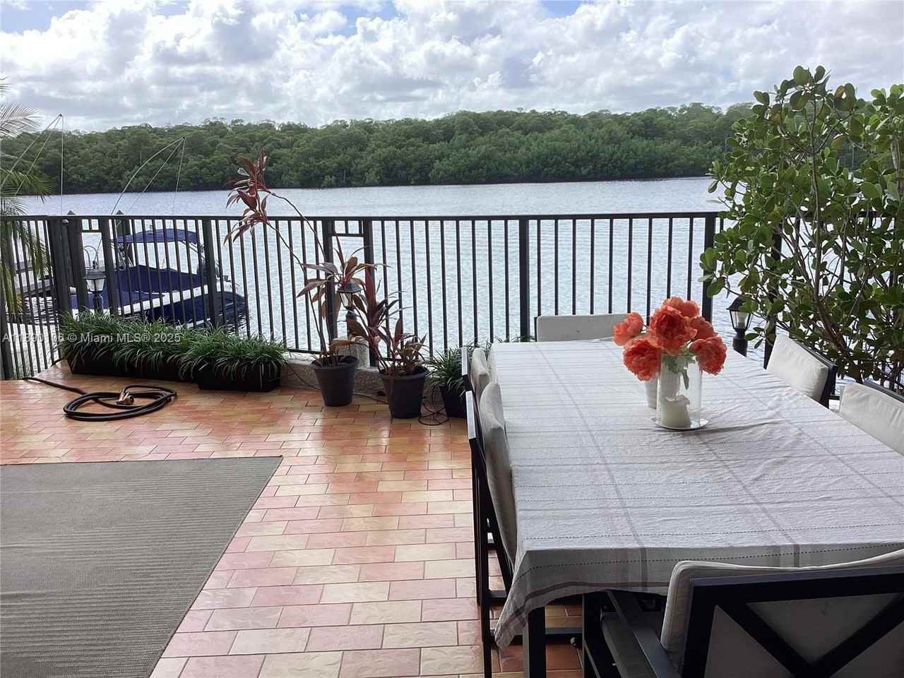 460 Poinciana Dr #1610 - Photo 2 of 28