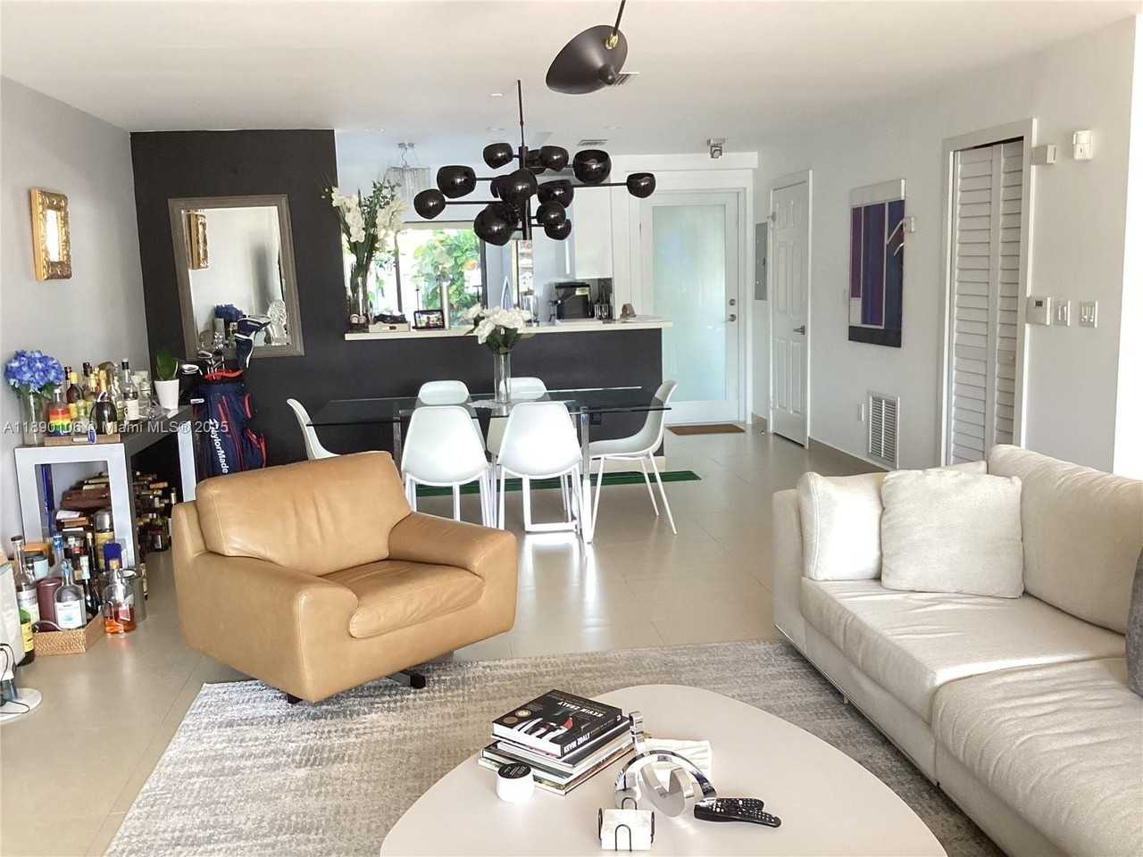 460 Poinciana Dr #1610 - Photo 3 of 28