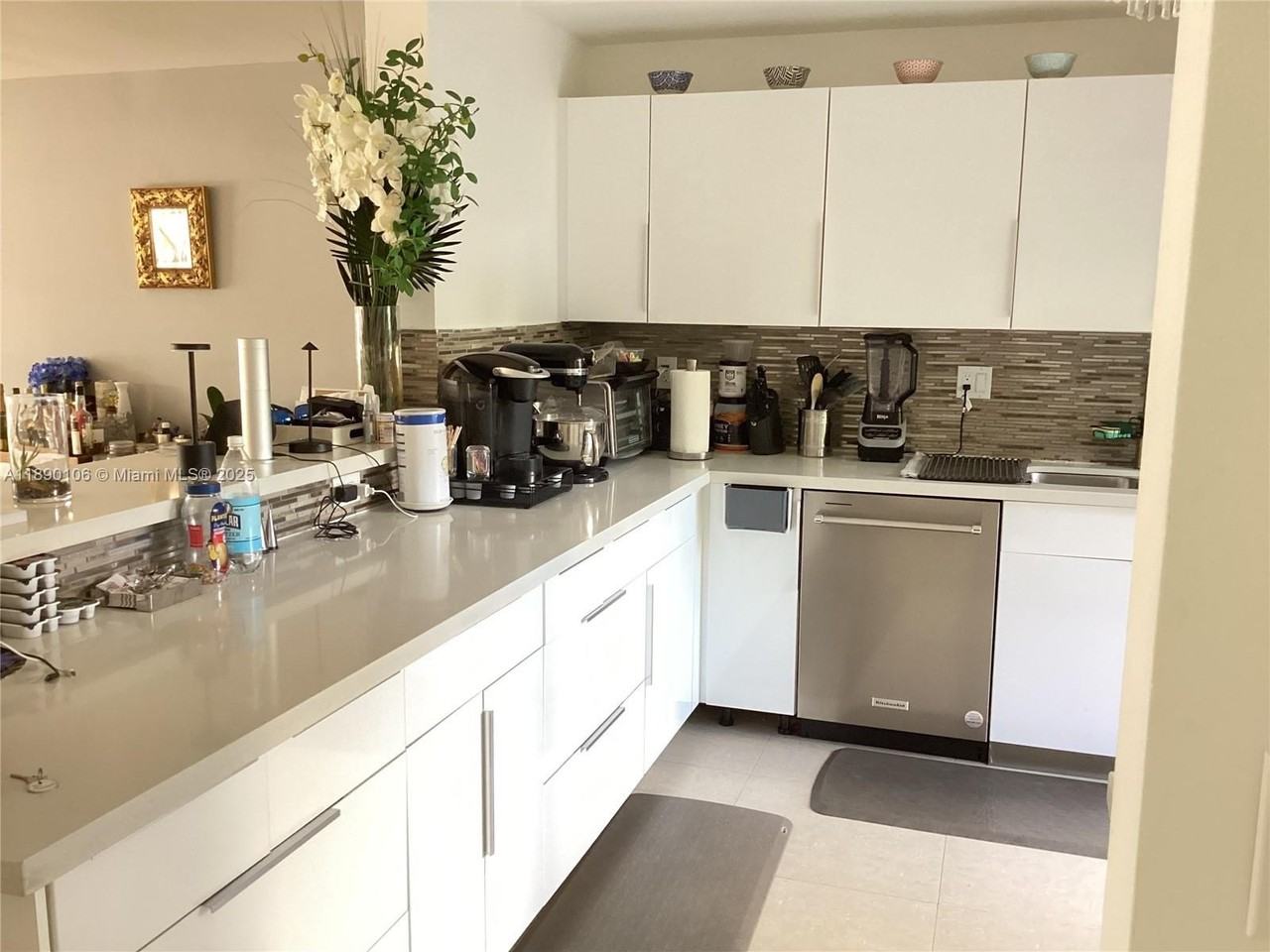 460 Poinciana Dr #1610 - Photo 7 of 28