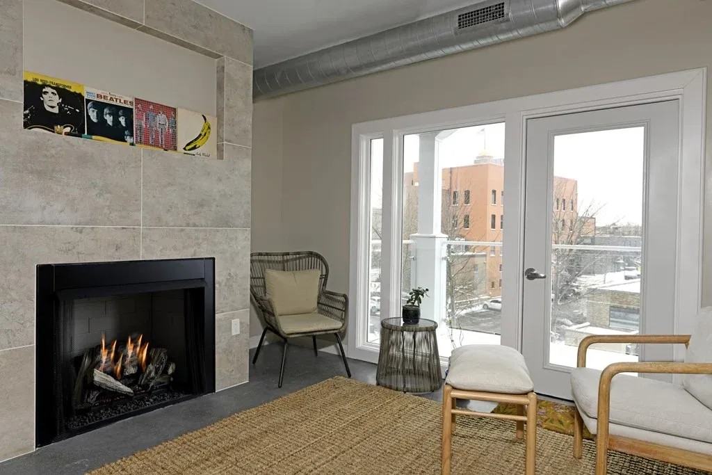 155 Garland St #325 - Photo 3 of 8