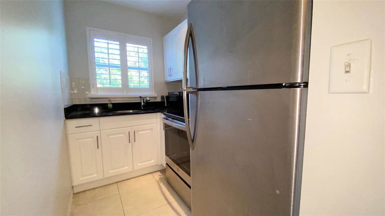 660 Cypress Lake Blvd #K14