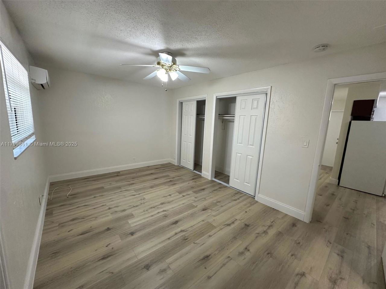 1105 Northeast 5th Terrace #3A - Photo 6 of 8