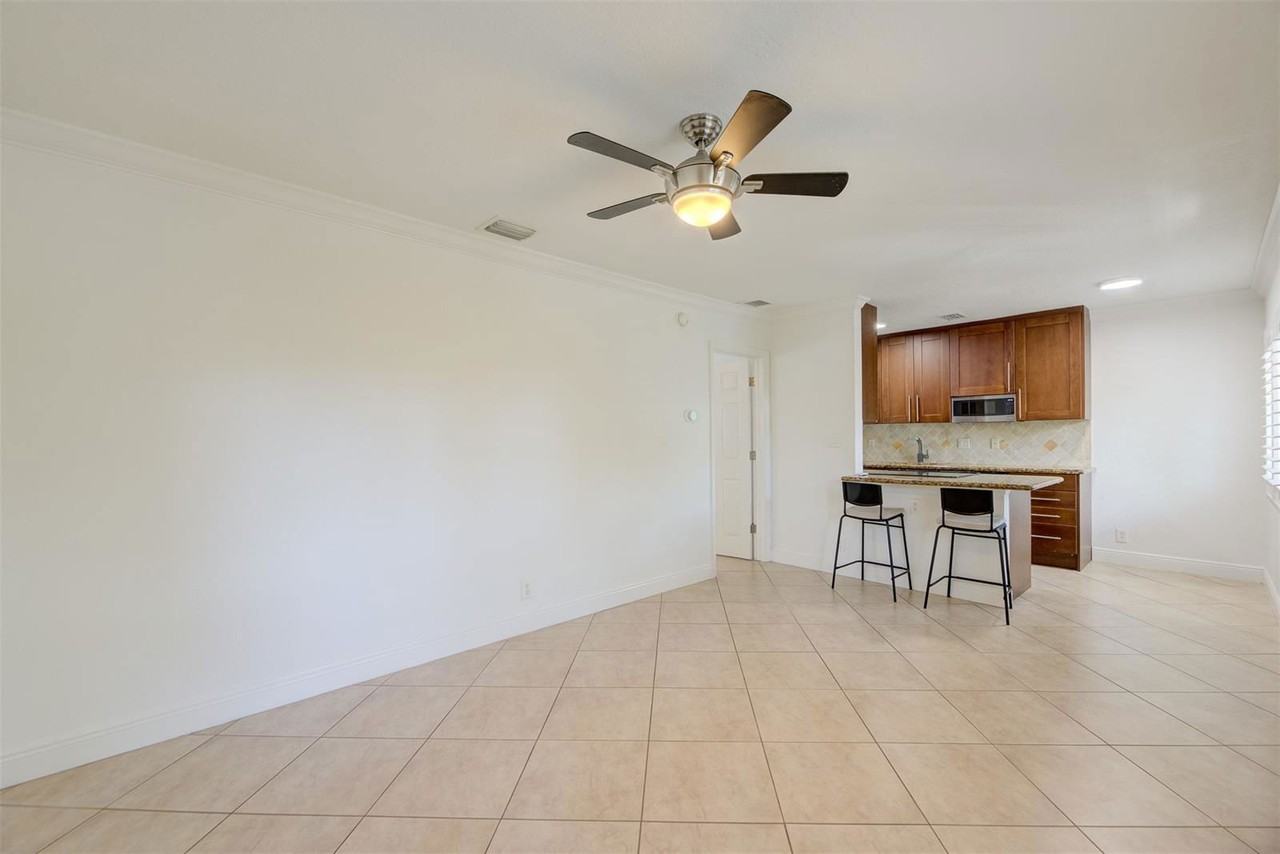 1311 Ne 18th St #103A - Photo 2 of 8