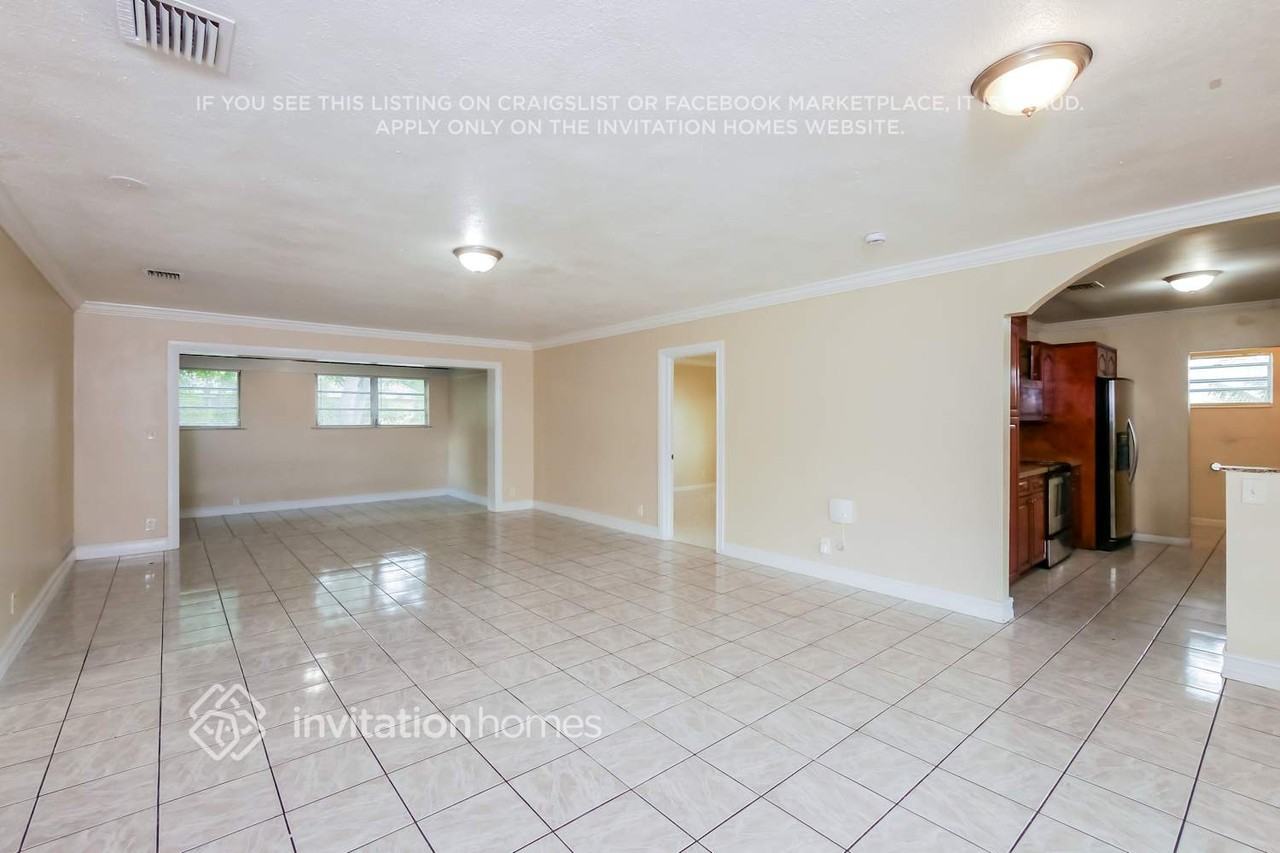 1270 Nw 175th Ter - Photo 3 of 17