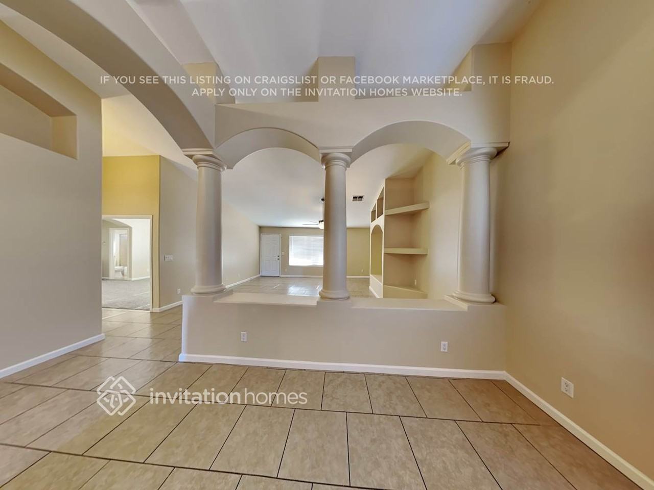 11690 N 79th Dr - Photo 5 of 15