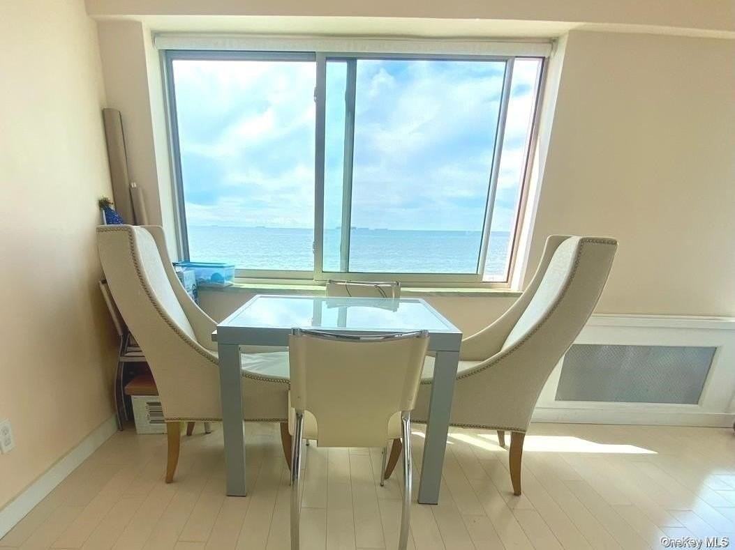 170 W Broadway #4E - Photo 5 of 22