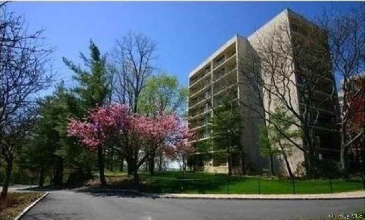 150 Overlook Ave #5A