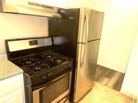 181 Pearsall Dr #6H - Photo 1 of 1