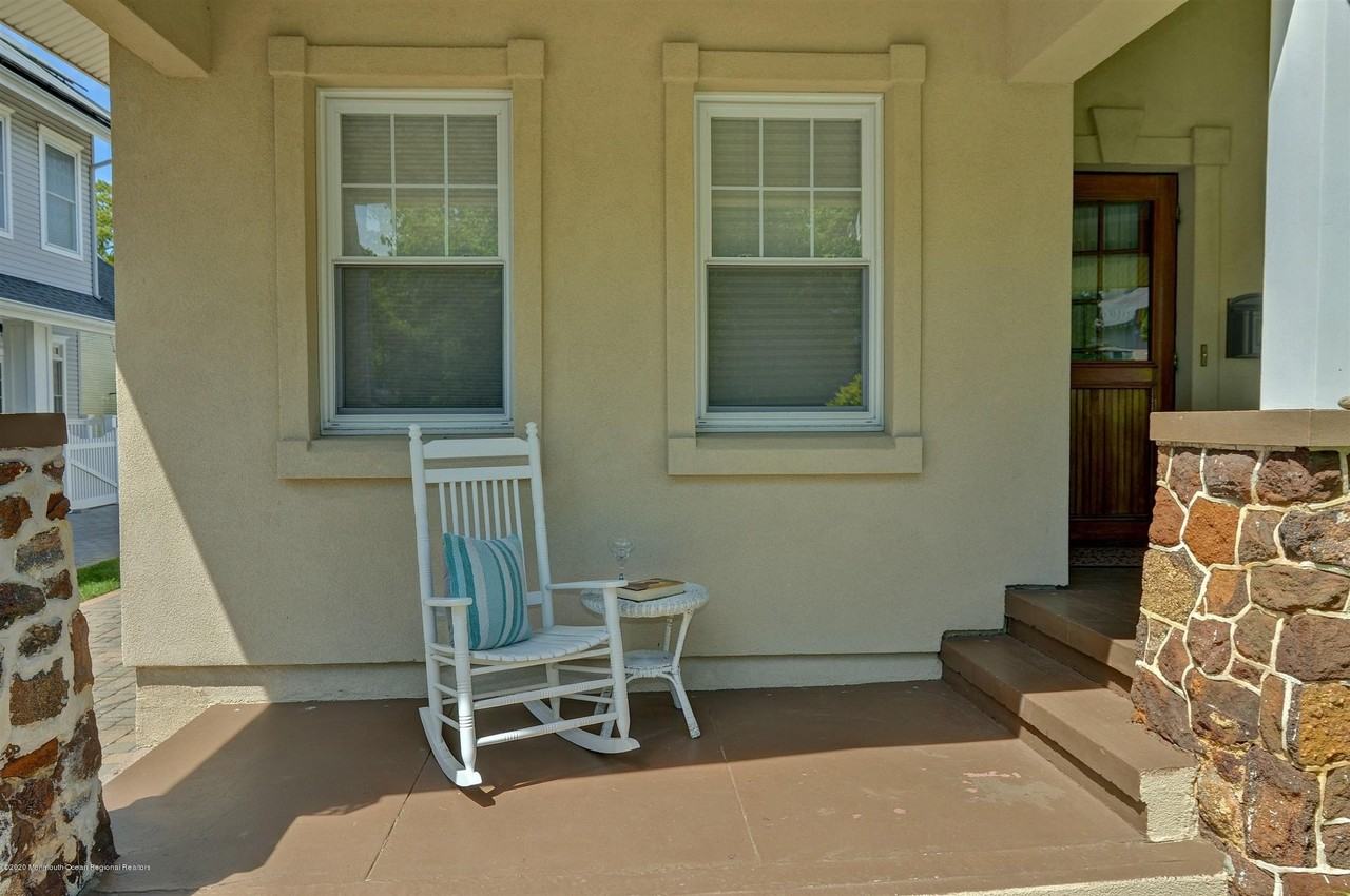 408 4th Ave - Photo 3 of 32