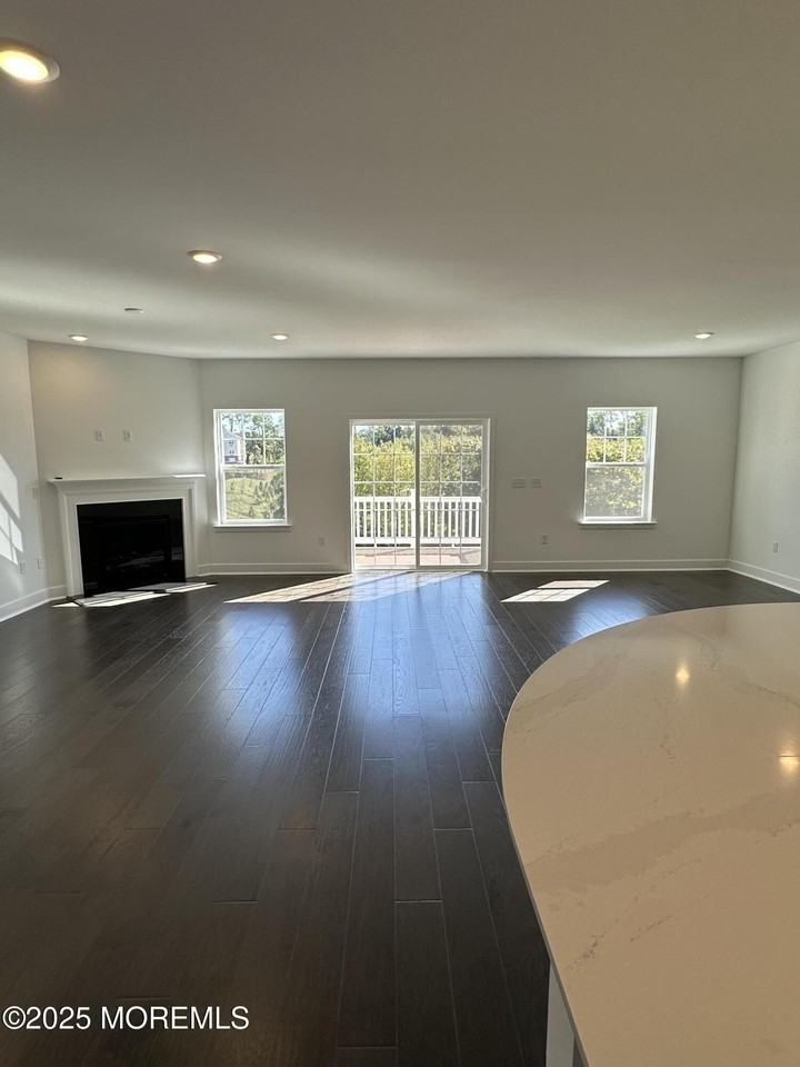 2707 Journey Avenue - Photo 5 of 21