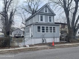 405 Myrtle Ave - Photo 1 of 1