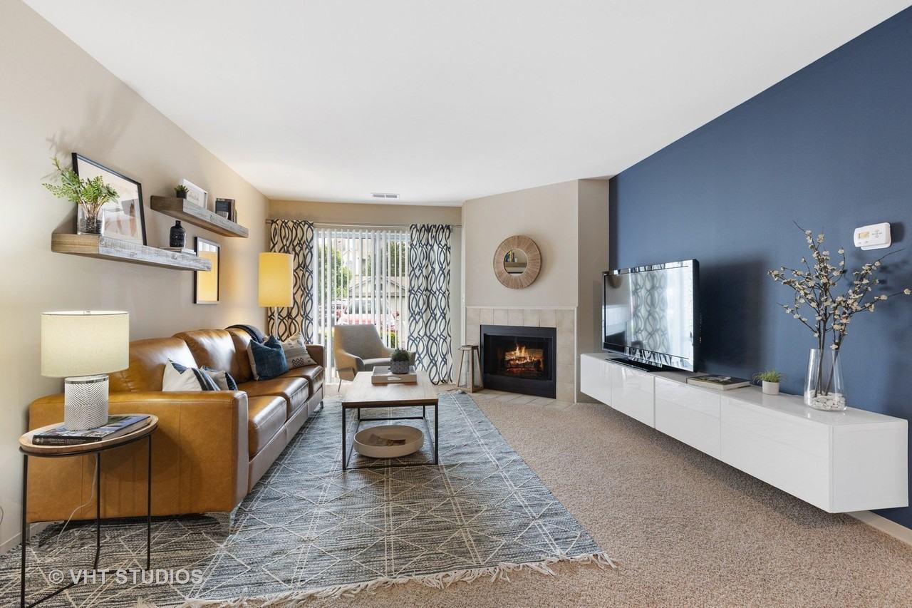 14 Sterling Circle #206 - Photo 7 of 40