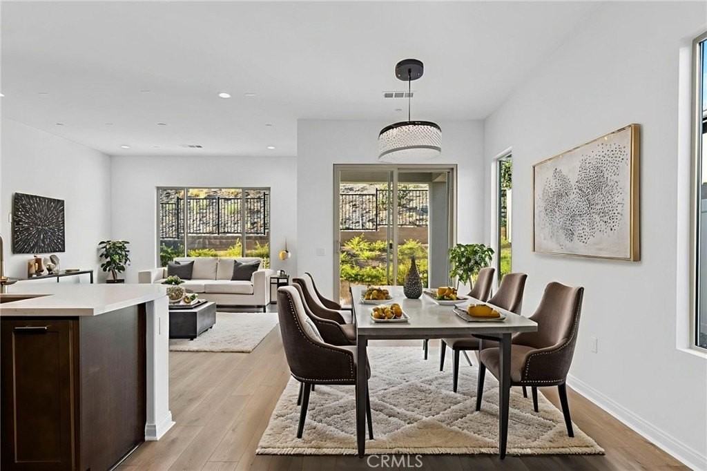 11920 Shadeland Dr - Photo 4 of 28