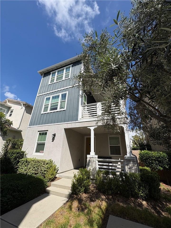 8 Vista Ct - Photo 2 of 15