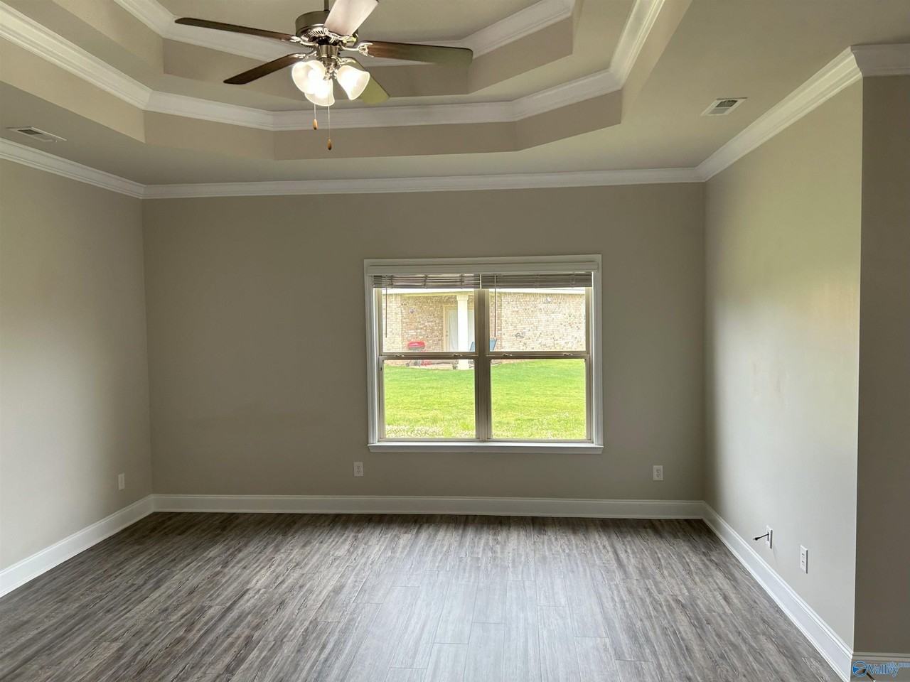 121 Balboa Rd - Photo 4 of 15